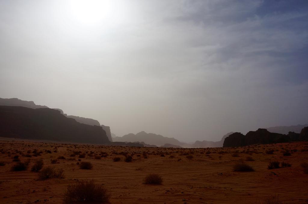 Martian Camp Wadi Rum Luaran gambar