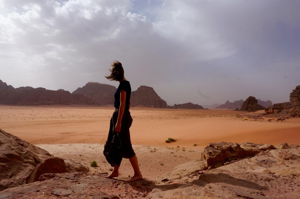 Martian Camp Wadi Rum Luaran gambar