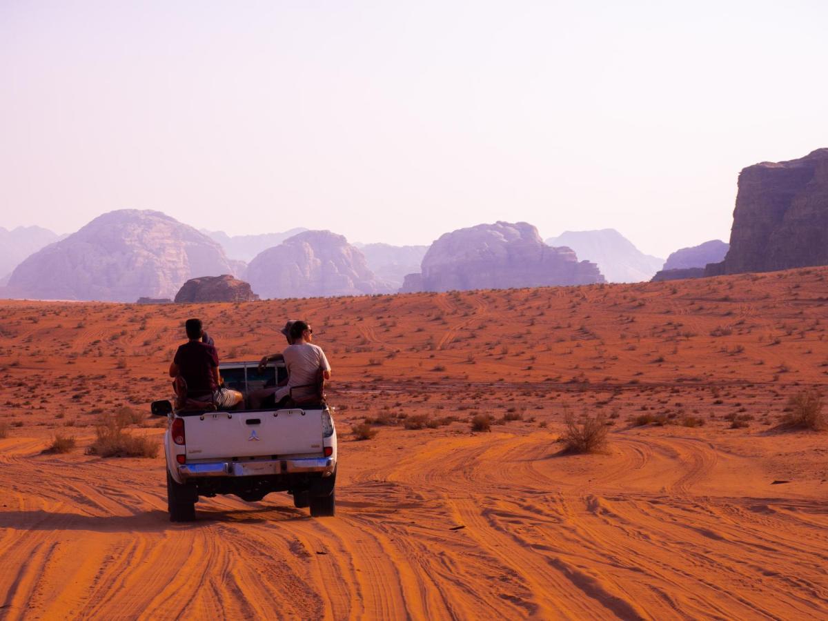 Martian Camp Wadi Rum Luaran gambar